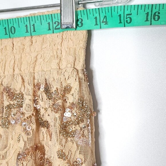 Red Valentino Girlie Pastel Cream Peach Crepe Lace Gold Sequin Mini Skirt Size 4 - Picture 8 of 13